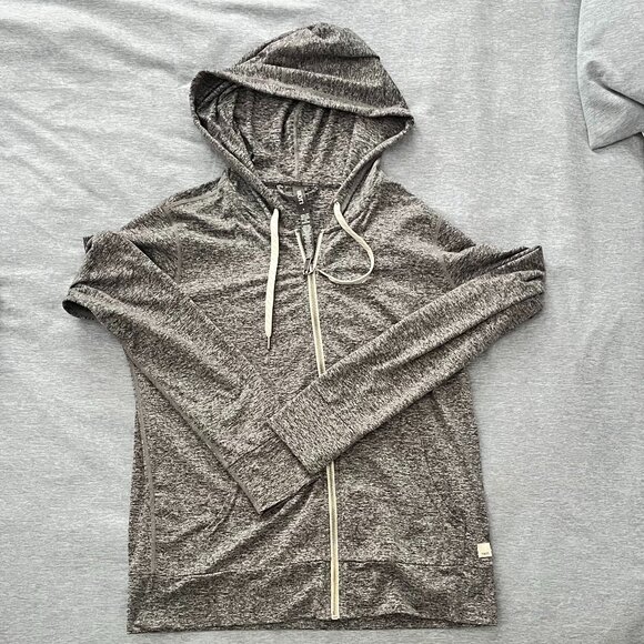 Vuori Halo Performance Hoodie - Picture 1 of 3